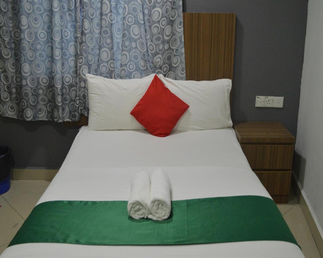 โอโย 211 โฮเต็ล พริตตี Hotel กัวลาลัมเปอร์ ภายนอก รูปภาพ