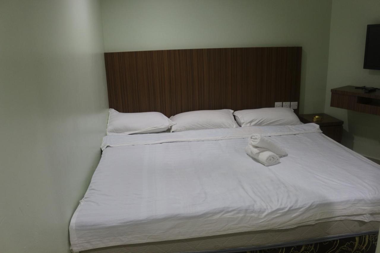 โอโย 211 โฮเต็ล พริตตี Hotel กัวลาลัมเปอร์ ภายนอก รูปภาพ