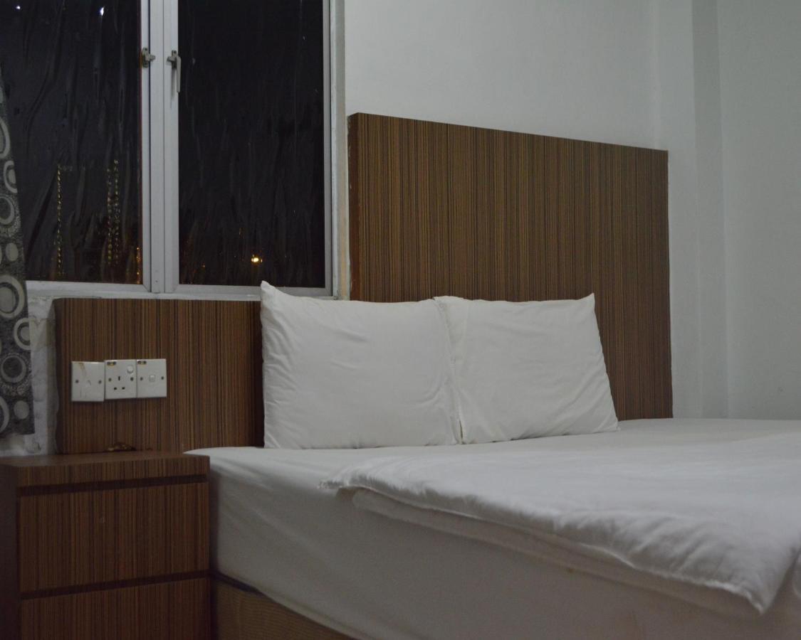 โอโย 211 โฮเต็ล พริตตี Hotel กัวลาลัมเปอร์ ภายนอก รูปภาพ