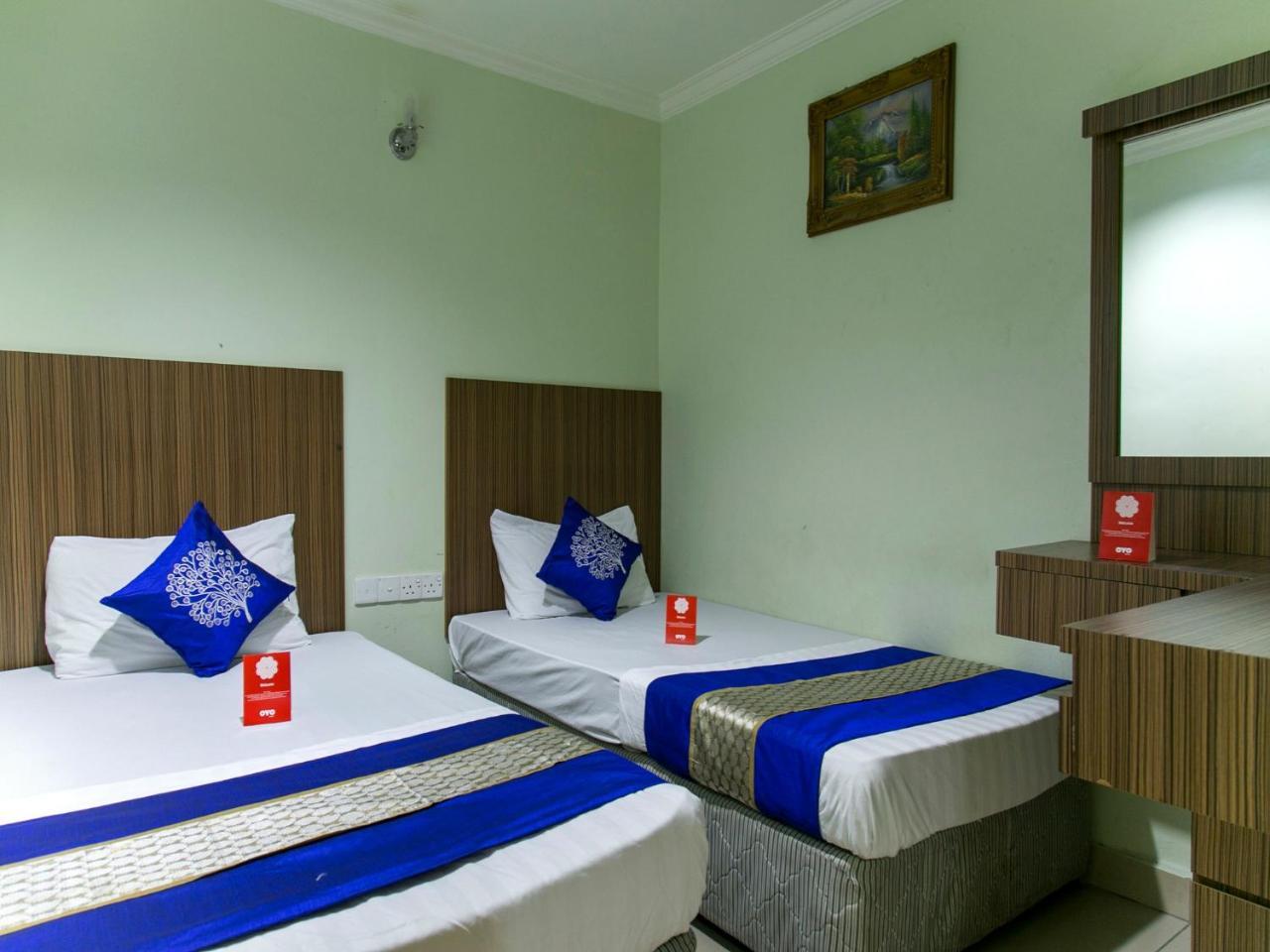 โอโย 211 โฮเต็ล พริตตี Hotel กัวลาลัมเปอร์ ภายนอก รูปภาพ